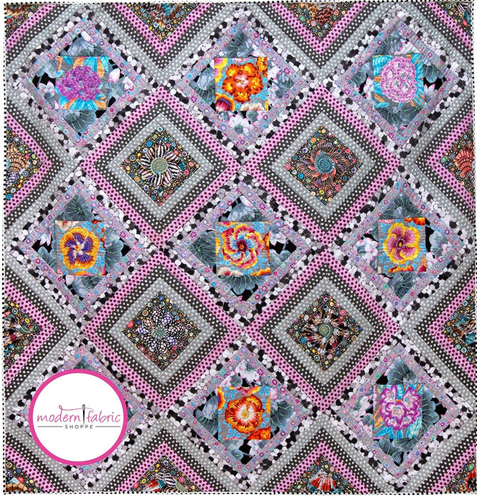 PRE - ORDER Kaffe Fassett - Pearly Dream Quilt Kit - September 2024 - Modern Fabric Shoppe