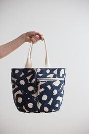 Noodlehead Crescent Tote Sewing Pattern- Petite Tote with Flat Bottom