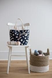 Noodlehead Crescent Tote Sewing Pattern- Petite Tote with Flat Bottom